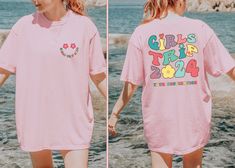 ⭐🌊Gear up for an unforgettable journey with our exclusive Girls Trip 2024 shirt, designed to capture every moment of your escapade with style and flair! Perfect for group photos, sightseeing excursions, or simply relaxing with your favorite crew, this shirt is a must-have for any girl gang looking to make memories that last a lifetime.⭐ ✨UNISEX COMFORT COLORS C1717 SHORT SLEEVE TEE✨ ➡️Features: * Unisex sizing. * 100% ring-spun cotton * Relaxed fit * Sewn-in twill label * Medium fabric (6.1 oz/ Girls Weekend Shirts, Girls Vacation, Bachelorette Shirts, Oversized Dress, Girls Weekend, Girl Gang, Group Photos, Girls Trip, Comfort Colors