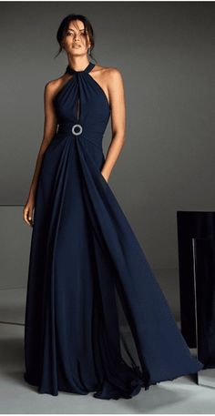 Mother Of Groom Outfits, Fall Ootd, Evening Gowns With Sleeves, Mother Of The Bride Dresses Long, Mob Dresses, Ootd Style, Fashion Mistakes, Fashion Fall, Formal Outfit