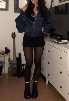 Vest Outfit, Sweater Outfit, Womens Sweater, Looks Black, 가을 패션