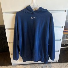 Never Worn Smoke Free Home Blue Nike Hoodie For Loungewear, Nike Blue Hoodie For Loungewear, Oversized Blue Hoodie With Long Sleeves, Nike Oversized Hoodie For Loungewear, Oversized Nike Hoodie For Streetwear, Oversized Nike Hoodie With Ribbed Cuffs, Oversized Nike Hoodie For Loungewear, Oversized Blue Hoodie With Ribbed Cuffs, Blue Oversized Cozy Sweatshirt