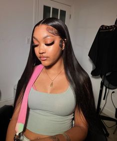 #flygirl #hairstyles First Day Hairstyles, Soft Baby Hairs, Straight Lace Front Wig, Edges Hair, Quick Weave Hairstyles, Sassy Hair, Girls Hairstyles Braids, Business Hairstyles, Peruvian Hair