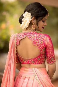 Back Neck For Lehenga Blouse, Lehanga Blouse Back Neck Designs, Blouse Designs Latest For Fancy Saree, Lehanga Neck Designs Latest, Blouse Designs Fancy Sarees, Blouse Latkan Designs Latest, Blouse Designs Latest For Lehenga, Latest Blouse Designs For Lehenga, Fancy Blouse Designs Patterns Back