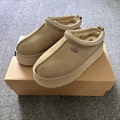 Brand New Color: Mustard Seed Same Day Shipping Orange Slippers, Black Ugg Slippers, Ugg Coquette, Shearling Slippers, Platform Slippers, Pink Suede