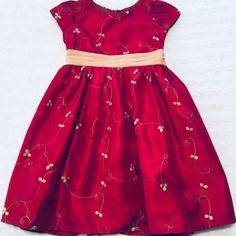 Beautiful Party Dress Perfect For Christmas And The Holidays Brand New Size 12m Cute Red Holiday Dress For Dress-up, Red Short Sleeve Dress For Christmas, Red Dresses For Christmas Celebration, Red Short Sleeve Christmas Dress, Red Christmas Celebration Dress, Red Christmas Celebration Dresses, Festive Short Sleeve Dress-up Dress, Red Holiday Dress For Festive Occasions, Red Holiday Dresses For Festive Season