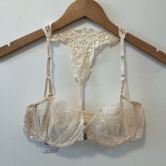 Intimately By Free People Cream Lace Racer Back Bra. Front Closure. New And In Original Packaging. Never Worn (Wrong Size). Feminine String Bra With Delicate Lace, Fitted String Bra With Lace Closure, Cream Lace Underwire Bra, Cream Lace Bra Partially Lined, Cream Underwire Bra With Delicate Lace, Cream Lace Bra With Lace Trim, Wedding Bra With Cream Lace Trim, Cream Wedding Bra With Lace Trim, Wedding Cream Bra With Lace Trim