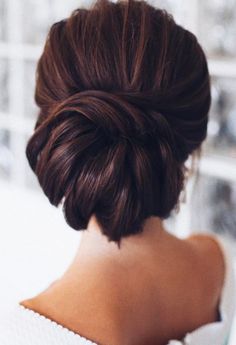 Featured Hairstyle: tonyastylist (Tonya Pushkareva) instagram.com/tonyastylist; Wedding hairstyle idea, click to see more details Hairstyle Bridesmaid, Unique Wedding Hairstyles, Veils Wedding, Updo Wedding, Elegant Wedding Hair, Makeup Wedding