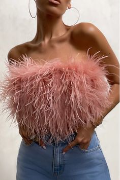 Feather Pink Top, Feather Crop Top, Feather Tops, Bandeau Crop Top, Pastel Outfit, Black Dress Prom, Black Tie Gala, Club Tops, Party Dress Long Sleeve