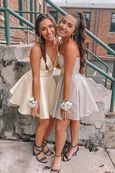 Yellow Homecoming Dress, Yellow Homecoming Dresses, Short Graduation Dresses, Prom Dress Black, Cute Homecoming Dresses, Robes Vintage, Grad Dresses, Party Dress Short, Hoco Dresses