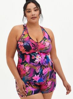 A nature print for your nautical days, this V-neck tankini top gives you full coverage and keeps you comfy while you swim, sunbathe, and stroll sandy beaches. Matching style(s): Search 14339699. Lightly lined, wireless cups. Modesty padding. V-neck. Racerback. Mesh lining. 30+ UPF sun protection. CONTENT + CARE: Nylon/spandex. Wash cold; line dry. Imported plus size swimwear. SIZE + FIT: Fits most bust sizes. Please refer to the Size Fit & Guide chart for the perfect fit. The best plus size Womens Tankini Swimwear, Plus Size Halloween Costume, Chubby Fashion, Swimming Activities, Fitted Wedding Dress, Swim Tankini, Swim Suits, Tankini Set, Plus Size Swimsuits