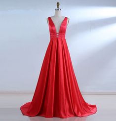 Elegant Red Satin Long Evening Dress - Uniqistic.com First Date Dress, Engagement Party Dresses, Elegant Style Women, Backless Dresses, Amazing Dresses, Long Evening Dress, Red Evening Dress, How To Measure Yourself, Elegant Red