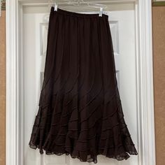 Multiple Seaming Creates Fit & Flare Shape 100% Polyester Fully Lined Length 30.5" Elastic Waistband Measures 13.5" Across Laid Flat New Condition--No Flaws--Never Worn Brown Maxi Skirt, Flare Midi Skirt, Brown Maxi Skirts, Midi Flare Skirt, Brown Fits, Brown Skirt, Brown Skirts, Women Skirts Midi, Fit & Flare