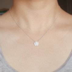 really want some snowflake jewelry. Sterling Silver Snowflake Necklace In White Gold, White Gold Snowflake Necklace In Sterling Silver, White Gold Sterling Silver Snowflake Necklace, White Gold Snowflake Necklace, Dainty Silver Snowflake Necklace, Snowflake Jewelry, Snowflake Necklace, Star Necklace Gold, Accesories Jewelry