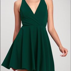 Size M Never Worn Simple Homecoming Dresses, Ponte Knit Dress, Green Homecoming Dresses, Dark Green Dress, Black Homecoming Dress, Stretch Knit Dress, Grad Dresses, Different Dresses, Hoco Dresses