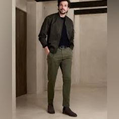 Camo Green, As Pictured. New With Tags. Repriced To Sell. Dark Olive Pants Outfit Men, Mens Fashion Business Professional, Mens Green Chinos Outfits, Olive Green Chinos Outfit Men, Olive Chinos Men Outfits, Men Green Pants Outfit, Olive Green Pants Outfit Men, Olive Pants Outfit Men, Olive Green Outfit Men