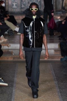 Alyx Fall 2022 Menswear Collection | Vogue Alyx Studio, Afro Goth, 1017 Alyx 9sm, Runway Looks, Fall 2022, Fashion Show Collection