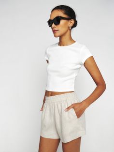 Mila Linen Short - Short | Reformation Oatmeal Linen Pants Outfit, Vietnam Fits, Linen Shorts Outfit, Backpacking Outfits, Europe 2023, Chill Style, Oversized Linen Shirt, France Outfits, White Linen Shirt