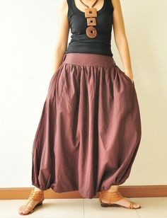 my kind of skirt Sarouel Pants, Outfit Essentials, Boho Mode, Boho Styl, Sewing Pants, Estilo Hippie, Pants Pattern, Dress Patterns, Long Skirt