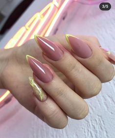 Gel Nails Diy, Work Nails, Classy Acrylic Nails, Short Acrylic Nails Designs, Yellow Nails, Fire Nails, Pretty Acrylic Nails