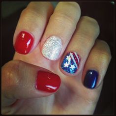 Patriotic Nail Art To Try At Your Fourth Of July Party It Outfits, 4th Nails, Patriotic Nail, Stars Nails, Fourth Of July Party, Usa Nails