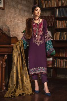 Purple Embellished Long Pakistani Salwar Kameez with Dupatta Suit Sania Maskatiya, Pakistani Designer Clothes, Velvet Sleeve, Pakistani Salwar Kameez, Pure Chiffon, Luxury Wear, Maria B, Dyed Linen, Linen Suit