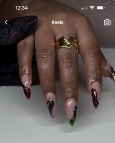 Almond Nails Holiday Designs, Maroon Almond Nails Design, Almond Nail Chrome, Reverse Chrome Nails, Zodiac Nails Designs Sagittarius, Acrylic Nails Almond Fall, Short Stilleto Nails 2024, Nail Design Burgundy, Almond Nails Fall Design