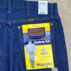 Nwt Wrangler 47mwz Cowboy Cut Regular Fit Jeans - "Prewashed" - Size 30x36 New With Tags! Product Features 100% Cotton Heavyweight Denim, 14.75 Oz Classic Five Pocket Style Regular Fit High Rise Zipper Fly With Button Closure Leg Opening Fits Over Boot Wrangler Cowboy, Wrangler Cowboy Cut, Vintage Wrangler Jeans, Regular Fit Jeans, Work Jeans, Weather Wear, Denim Jeans Men, Vintage Wrangler, Carpenter Pants