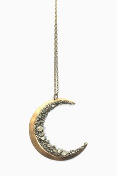 Crescent Moon Necklace - Shadowplay A Necklace, Diy Schmuck, Bijoux Diy, Bling Bling, Cute Jewelry