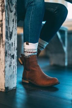 Kodiak Boots, Mode Casual, October 2, Boots Women Fashion, Winter Mode, Casual Fall Outfits, Chelsea Boot, Looks Style, Mode Inspiration