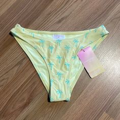 New With Tags. No Stains Or Flaws. Never Worn Stoney Clover Ln Size Xs High Leg Scoop Waist Yellow With Green Palm Trees Neon Yellow Stretch Bottoms For Summer, Stretch Neon Yellow Bottoms For Summer, Neon Yellow Swimwear For Spring Poolside, Neon Yellow Stretch Summer Swimwear, Neon Yellow Stretch Swimwear For Summer, Yellow Bottoms For Pool, Neon Yellow Swimwear For Poolside Summer, Yellow Lemon Print Bottoms For Summer, Yellow Lemon Print Summer Bottoms