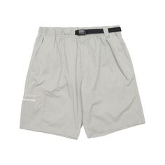 Straight loose fit shorts. Light Grey color. 100% heavy cotton fabric. Zipper closure with Cold engraved on button. Tool pockets and hammer loop. Logo embroidered on back. Male (187cm, 6'2"): L - Female (169cm, 5'7"): S - National Shipping 24-48H (Spain / Portugal) - CORREOS EXPRESS - European Shipping 48-72H - FEDEX - International Shipping 5-7 working days - FEDEX Gray Cotton Shorts For Outdoor Activities, Gray Bottoms For Outdoor, Short Length, Gray Cargo Shorts For Outdoor, Gray Knee-length Shorts With Pockets, Gray Outdoor Shorts, Moisture-wicking Streetwear Shorts, Gray Cotton Activewear With Built-in Shorts, Medium Wash Five-pocket Shorts For Streetwear, Cold Culture