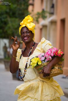 Cuban Outfit Havana Nights, Havana Outfit, Cuban Cigars Woman, Cuban Outfit, Havana Nights Party Theme, African Traditional Religions