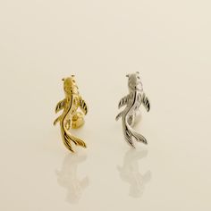 14K Solid Gold Curved Koi Fish Stud Piercing Earring - Anygolds Elegant Gold Fish-shaped Earrings, Helix Piercing Silver, Gold Koi Fish, Gold Koi, Stud Piercing, Helix Piercing, Koi Fish, Tragus, Koi