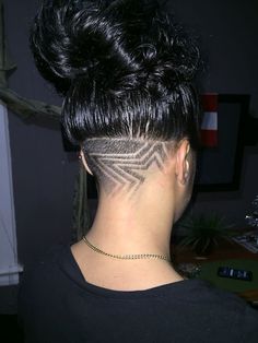 Shaved Hair Designs Undercut, Undershave Designs, Girl Undercut Design, Undercut Designs For Women, Girls Undercut, Undercut Design, Girl Undercut