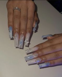 Acrylic Wedding Nails, Nails Art Simple, Nail Art 2022, Design Nails Art, Nail Art For Short Nails, Art For Short Nails, Nail Art Inspo, Nails Art Ideas