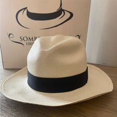 Men’s Sombrero Fino, Natural/Black 100% Paja/Toquilla (Straw) Genuine Panama Hat Size 58 Brim Length 3 In. Crown Height 4.75 In. Protective Box Included Brand New, Handwoven In Ecuador Braves Hat, Atlanta Braves Hat, Bike Week Daytona, Leather Cowboy Hats, New York Yankee Hat, Brixton Hat, Yankees Hat, Crown Heights, Winter Hats Beanie