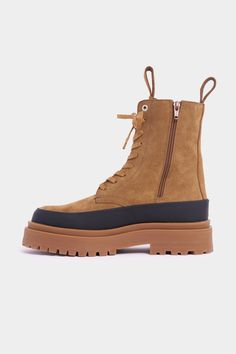 Peace Walker Suede Tobacco | STUTTERHEIM US Boot Fits, Fashion Shops, Girly Shoes, Comfortable Boots, Logo Label, Walker Boots, Crazy Shoes, Mid Calf Boots, Lug Sole