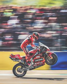 Francesco Pecco Bagnaia Lenovo Ducati MotoGP Sports Aesthetic Image Motogp Wallpapers, Ducati Motogp, Aesthetic Image, Biker Photography, Gym Wallpaper, Valentino Rossi 46, Sports Aesthetic, Motorsport Photography, Sport Motorcycle