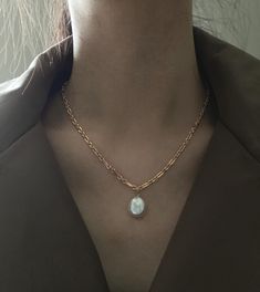 Welcome to Ms Pearl Studio! 💓 Baroque Pearl Pendant Necklace💓 The pendant of this necklace is a unique  Baroque pearl. The Baroque's distinctiveness adds personality to the piece. I also have rectangular Baroque pearl earrings available in my store. Here is the link https://mspearlstudio.etsy.com/ca/listing/1689213518/detachable-baroque-pearl-hoop-earrings 💓Product Details💓 Material: 14K Gold Plated Copper, Genuine  Baroque Pearl Pearl Size: ~ 8 mm × 10 mm Chain Length: 43 cm + 5 cm extensio Pearl Pendant Chain Necklace, Pearl Pendant Necklace With Chain, Adjustable Pearl Pendant Chain Necklace, Minimalist Metal Chain Necklace With Pearl, Metal Charm Necklaces With Pearl Pendant, Pearl Chain Link Necklace For Gift, Pearl Charm Pendant Chain Necklace, Minimalist Metal Necklace With Pearl Charm, Pendant Pearl Necklace With Chain As Gift