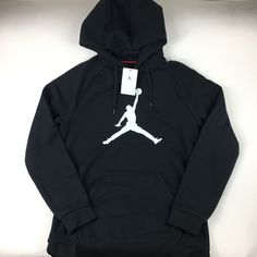 Jordan Jumpman Logo Fleece Pullover Hoodie Black Mens Size M DA6801-010. Conditions is New with Tags. Shipped with USPS Priority Mail. Nike Hooded Hoodie For Sports Season, Casual Sweatshirt With Drawstring Hood For Winter Sports, Nike Casual Hoodie For Winter Sports, Hooded Hoodie For Winter Sports Season, Moisture-wicking Hooded Sweatshirt For Winter, Nike Black Hoodie With Kangaroo Pocket, Black Nike Hoodie With Kangaroo Pocket, Nike Hoodie For Winter Sports Events, Nike Long Sleeve Hoodie For Winter Sports