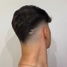 Design Haircut Men, V Haircut, V Fade, V Cut Hair, Crew Cut Haircut, Mid Fade Haircut