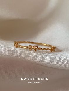 Dainty Bow Ribbon Ring – SP Inc. Dainty Rings Aesthetic, Jewellery Gift Ideas, Dainty Vintage Jewelry, Pretty Rings Gold, Cute Everyday Ring, Dainty Rings Gold, Cute Rings For Teens, Gold Jewelry Aesthetic Rings, Rings Gold Aesthetic