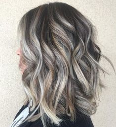 Layered Dark Hair With Gray Highlights Grey Brown Hair, Gray Balayage, Platinum Highlights, Grey Highlights, Blond Balayage, Highlights Blonde, Eternal Youth, Dark Hair With Highlights, White Highlights