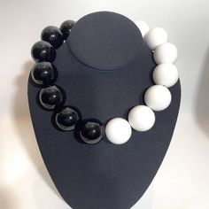 Black and white stringed large beads chocker Chic White Round Necklace, Formal Black Necklace With Large Beads, Chic White Single Strand Necklace, Modern Black Round Beads Necklace, Classic White Beaded Necklaces, Black Beaded Necklace With Large Beads For Formal Occasions, Classic White Beaded Necklace, Modern Black Necklace With Round Beads, Formal White Jewelry With Large Beads