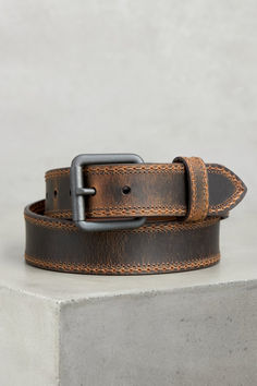 Ruggedly handsome, the Eldorado leather belt complements your favorite jeans or khakis. Reception Outfit, Brown Leather Belt, Mens Gloves