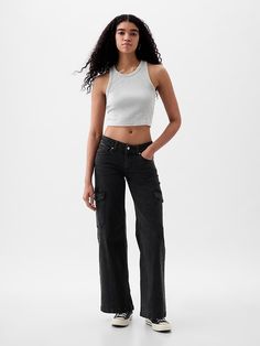 Low Rise Wide Leg Cargo Pants, Combat Jeans Women, High Waisted Black Cargo Jeans, Minju New Jeans, Hyejin New Jeans, Lee Hyein New Jeans, Cargo Jeans Black, Wide Leg Black Jeans, Low Rise Jean