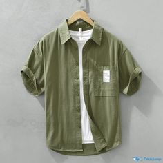 OrcaJump - Camisa de algodón de manga corta artística y relajada para un estilo casual y minimalista Harajuku Male, American Workwear, Khaki Shirt, Work Wear Outfits, Drop Sleeve, Minimalistic Style, Japan Style, Cardigan Outfits, American Fashion