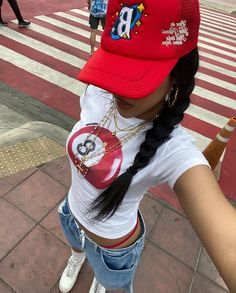 insta:@93.3ys Crop Tops Aesthetic, Y2k Graphic Tees, Asian Streetwear, Streetwear Outfit Ideas, Streetwear Inspo, Graphic Tees For Women, Outfit Ideas For Women, Girls Crop Tops, Vintage Fruit