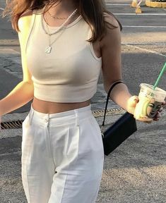 Looks Pinterest, Clothing Pieces, Aesthetic Style, Causual Outfits, Looks Style, Looks Vintage, College Outfits, Spring Summer Outfits, Outfits Casuales