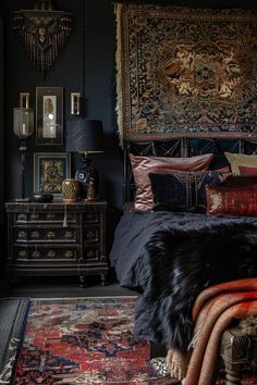 29 Black Boho Bedroom Ideas for Ultimate Elegance Dark Academia Home Decor, Dark Bedroom Aesthetic, Academia Bedroom, Maximalist Bedroom, Gothic Bedroom, Feminine Bedroom, Bedroom Wall Colors