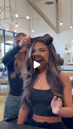 Chrissy Ellingson Rasmussen on Instagram: "Solid brunette vs balayage brownie batter 🐻🧸🍩🤎 Book NOW at our Orange County, California salon or Arizona! @jordanbeckham & many more formulas, how to videos, cutting, coloring, styling, & extension videos on our @habiteducation app! Try out our @habithairx clipin extensions now at habithairx.com! Jordan wearing brownie batter in 22 inch!" Brunette Balayage Brunettes, Hair Color Brown With Blonde Highlights, Dark Hair Balayage Ideas, Bellami Ash Brown Extensions, Jessica Stockstill Hair, Contour Balayage Brunette, Black Hair For Summer, Dark Brunette Hair With Balayage, 22 Inch Hair Extensions Brunette